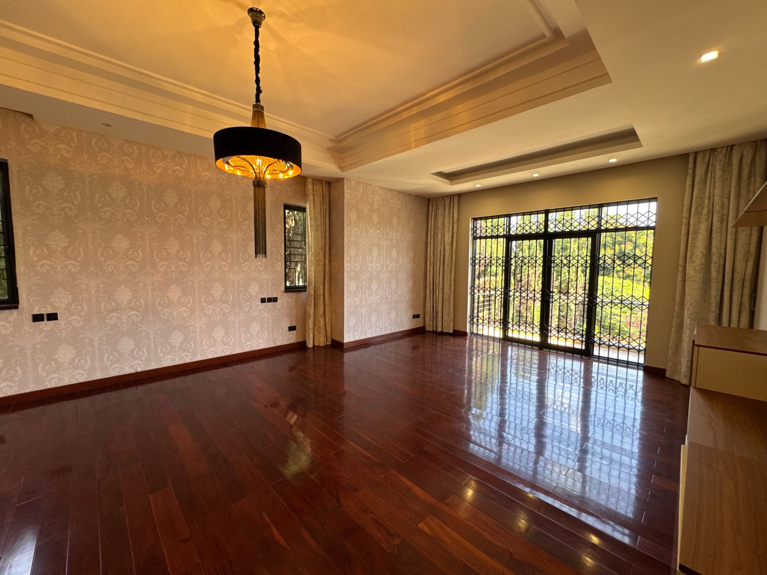 A spacious 5 bedrooms all ensuite in Runda for sale
