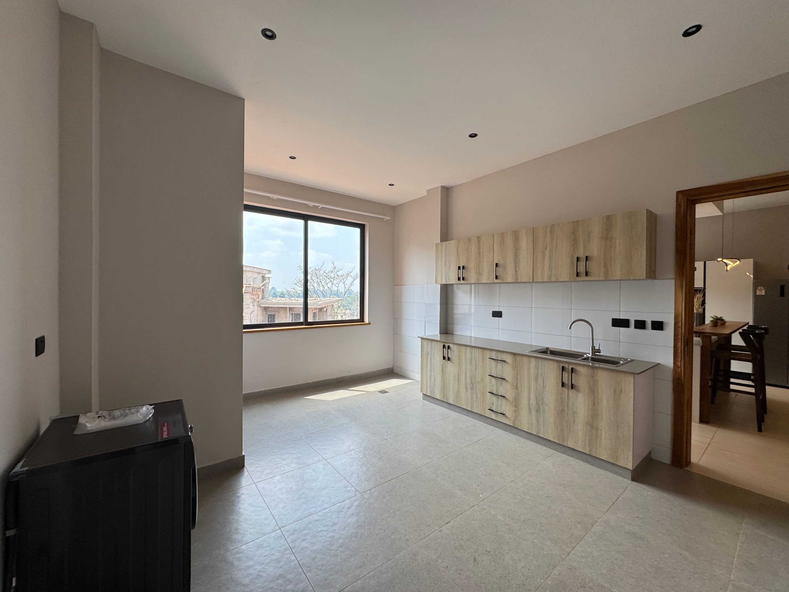 Experience comfort and convenience in this generously sized 4- bedroom apartment located in the quiet, green suburb of Loresho.