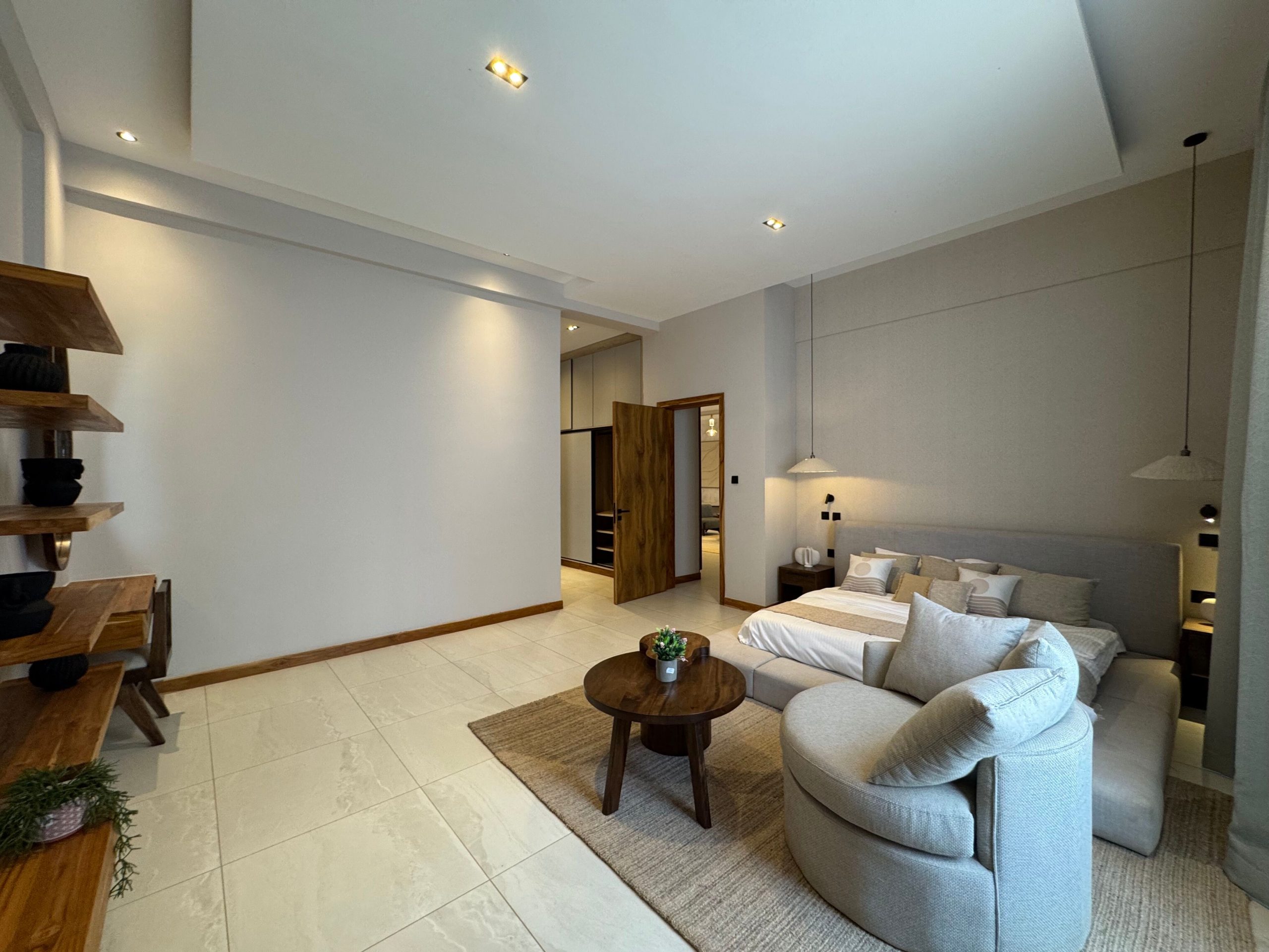 Experience comfort and convenience in this generously sized 4- bedroom apartment located in the quiet, green suburb of Loresho.