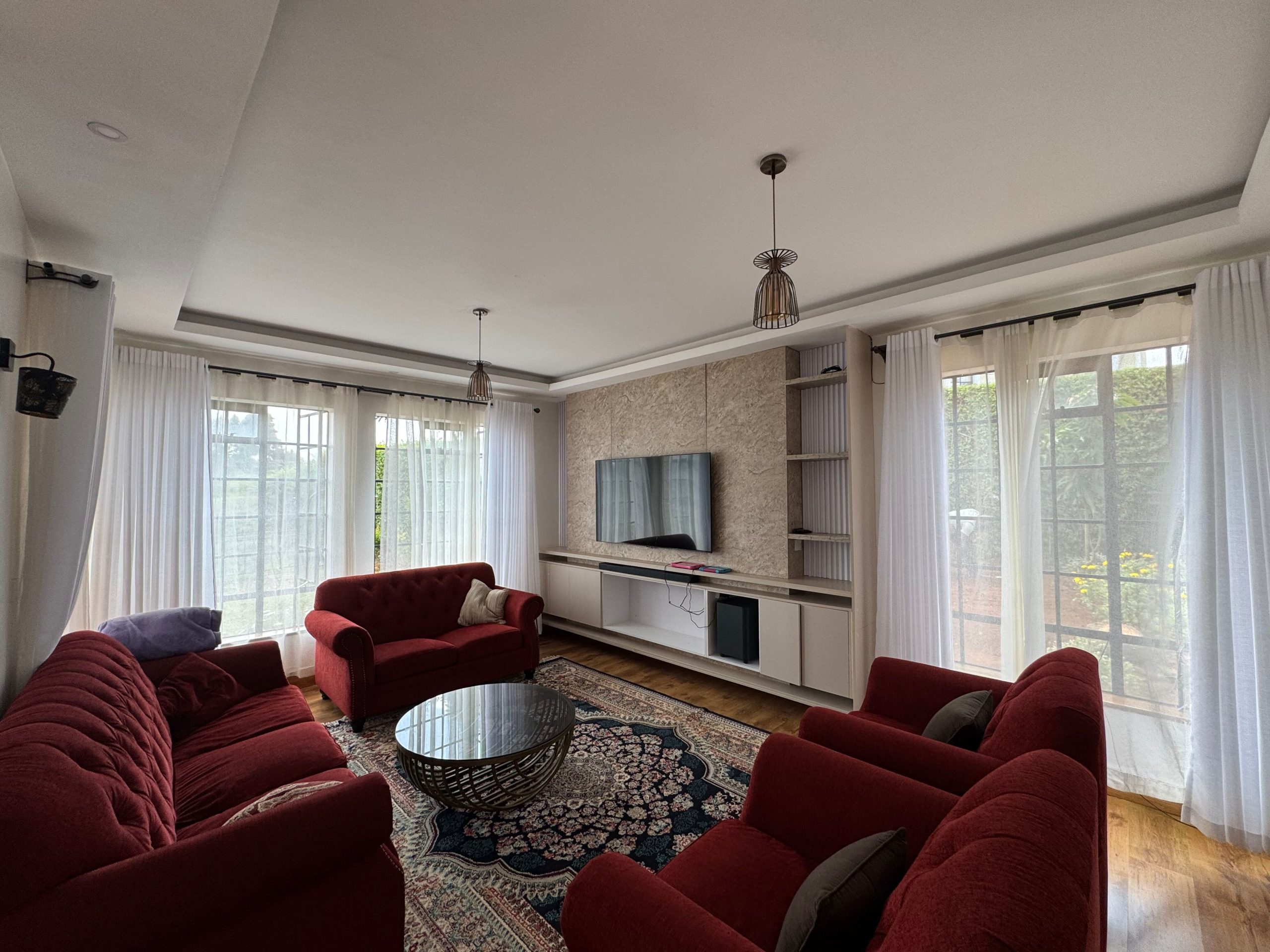 Serene Home in One Redhill