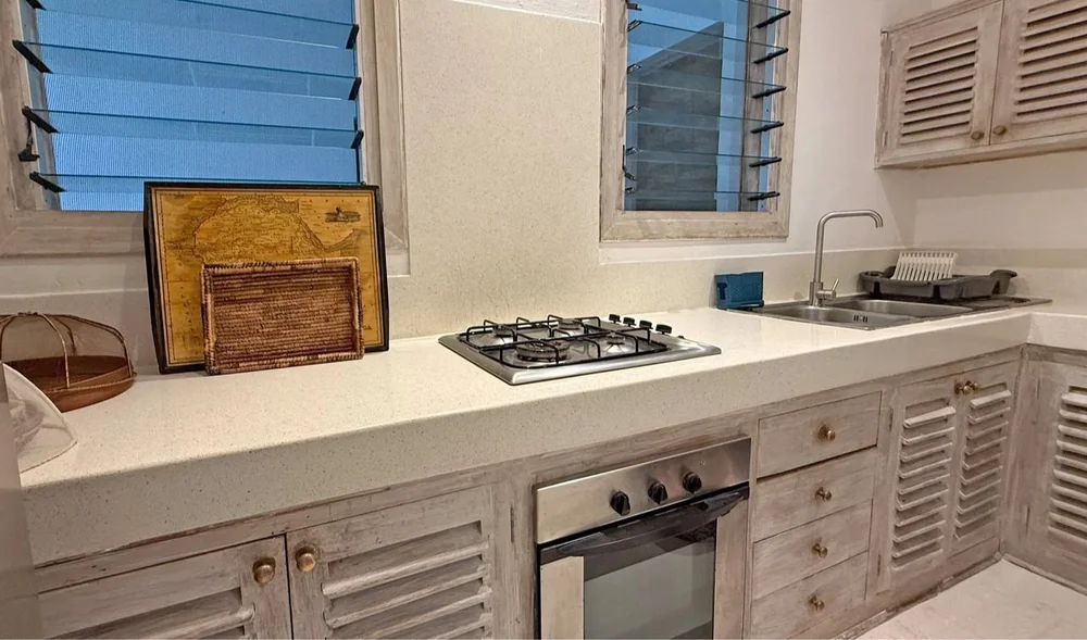TWO SEPARATE 2-BEDROOM GROUND FLOOR APARTMENT FOR SALE