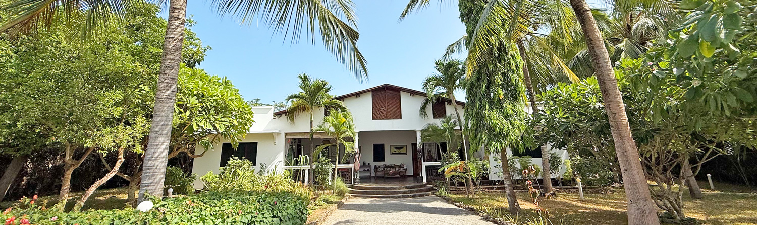 3 BEDROOM BUNGALOW CLOSE TO PRAWNS LAKE