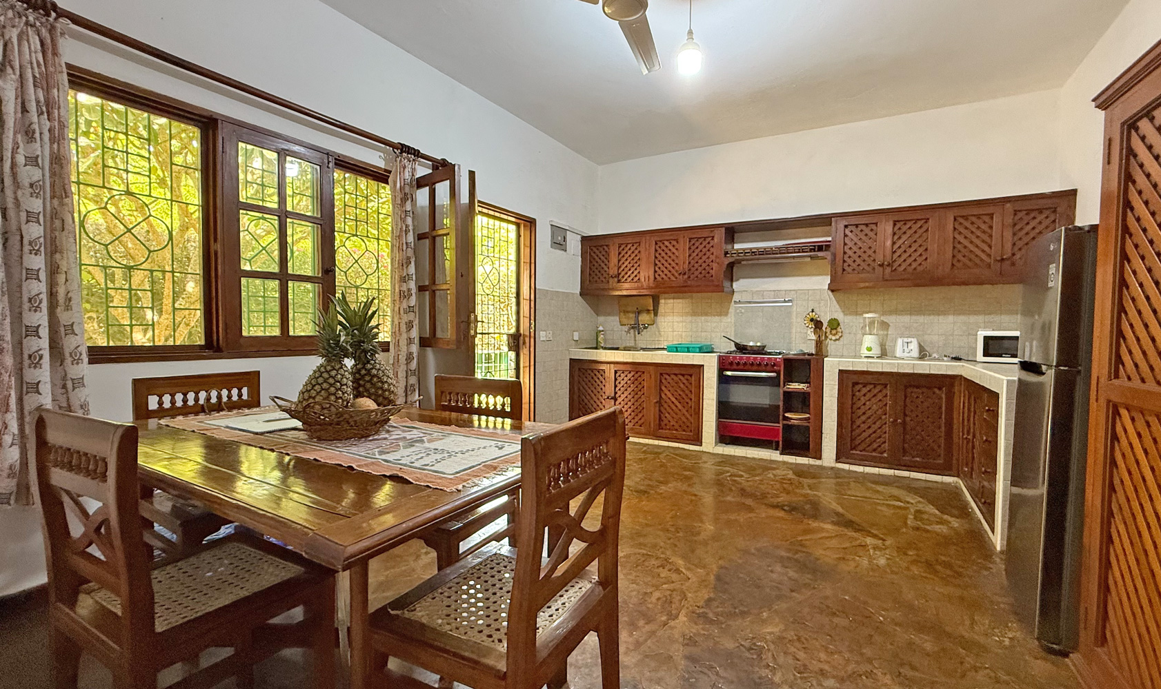 3 BEDROOM BUNGALOW CLOSE TO PRAWNS LAKE