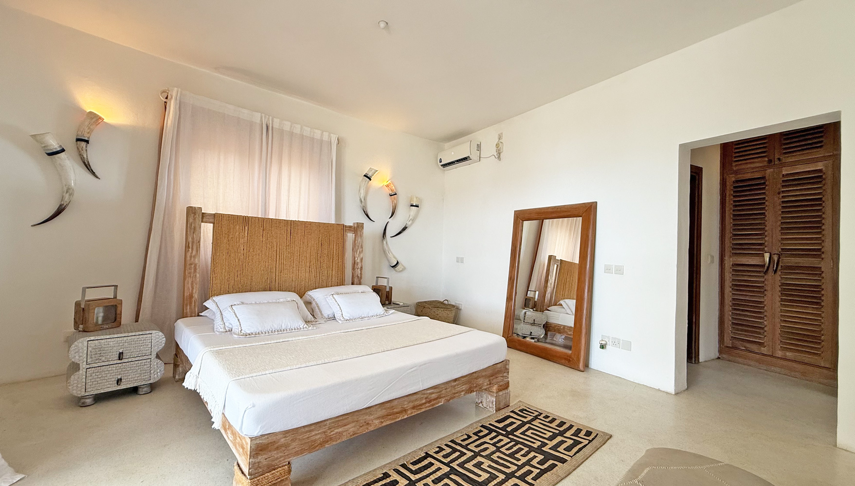 3 Bedroom Ocean front villa in amani resort