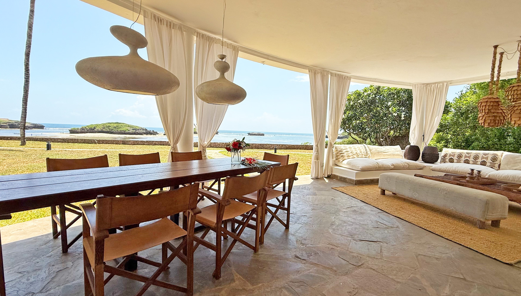 3 Bedroom Ocean front villa in amani resort