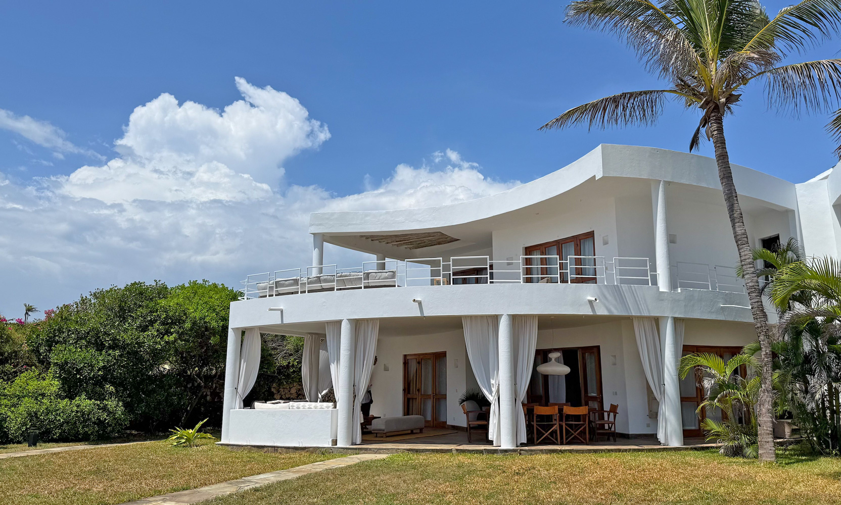 3 Bedroom Ocean front villa in amani resort