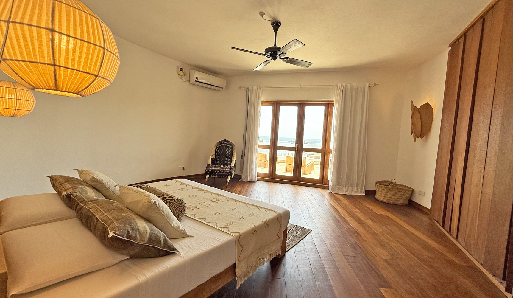 3 Bedroom Ocean front villa in amani resort