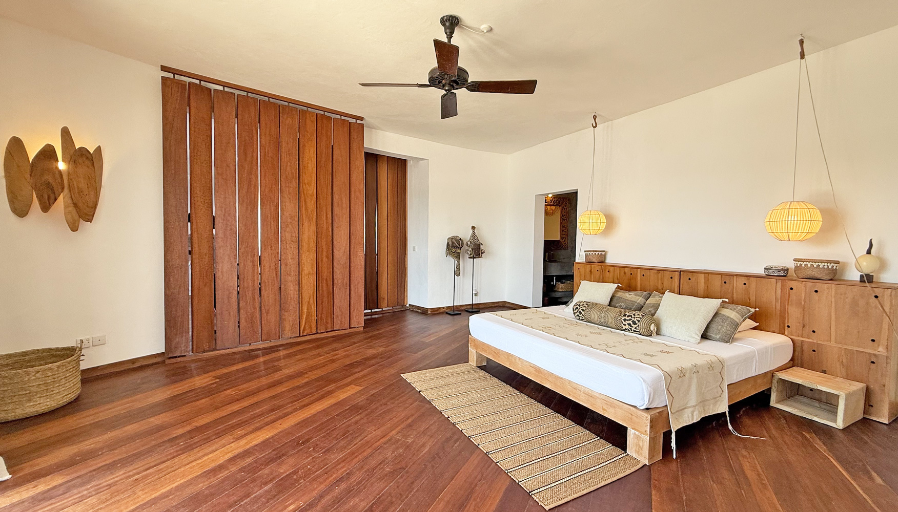 3 Bedroom Ocean front villa in amani resort
