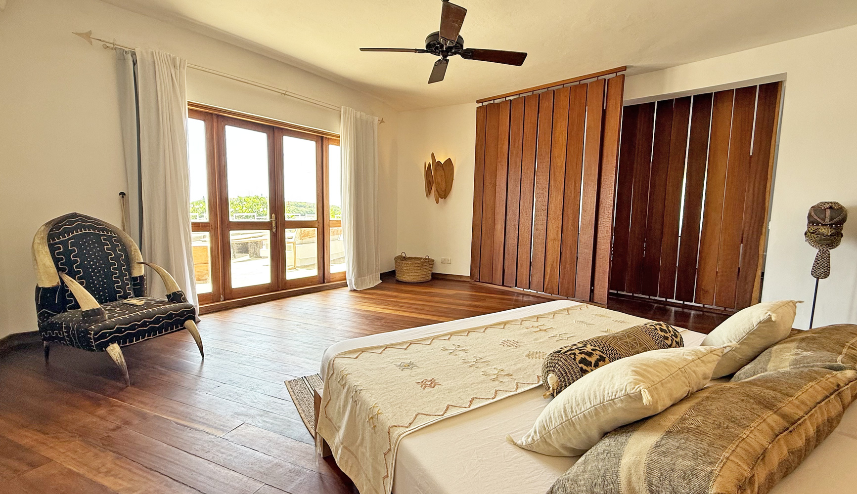 3 Bedroom Ocean front villa in amani resort