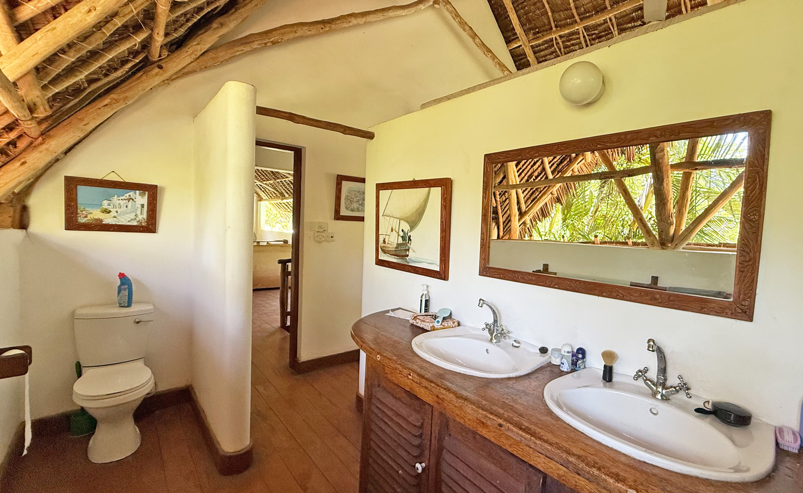 LOVELY 3 BEDROOM HOUSE WITH POOL