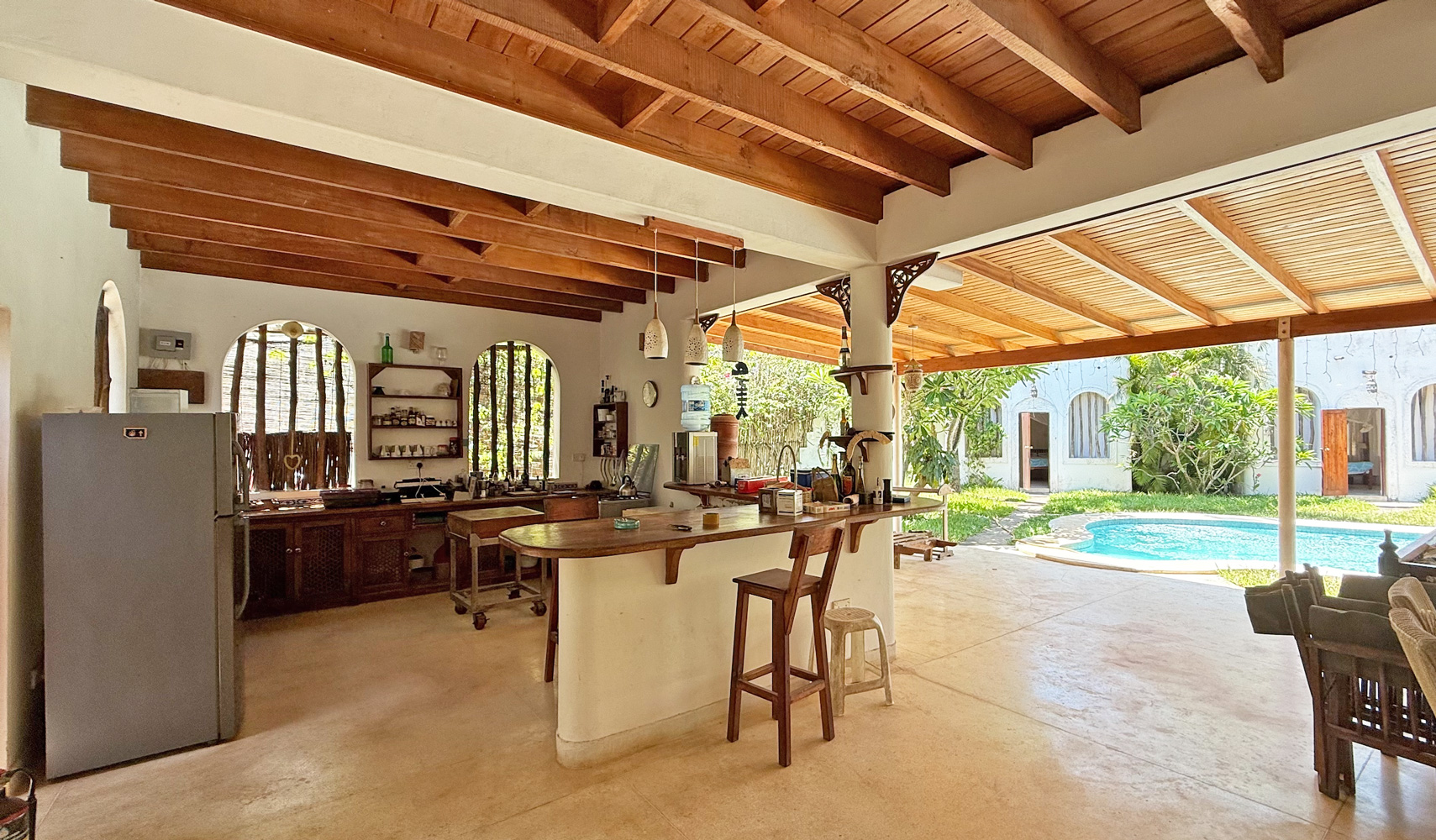 LOVELY 3 BEDROOM HOUSE WITH POOL