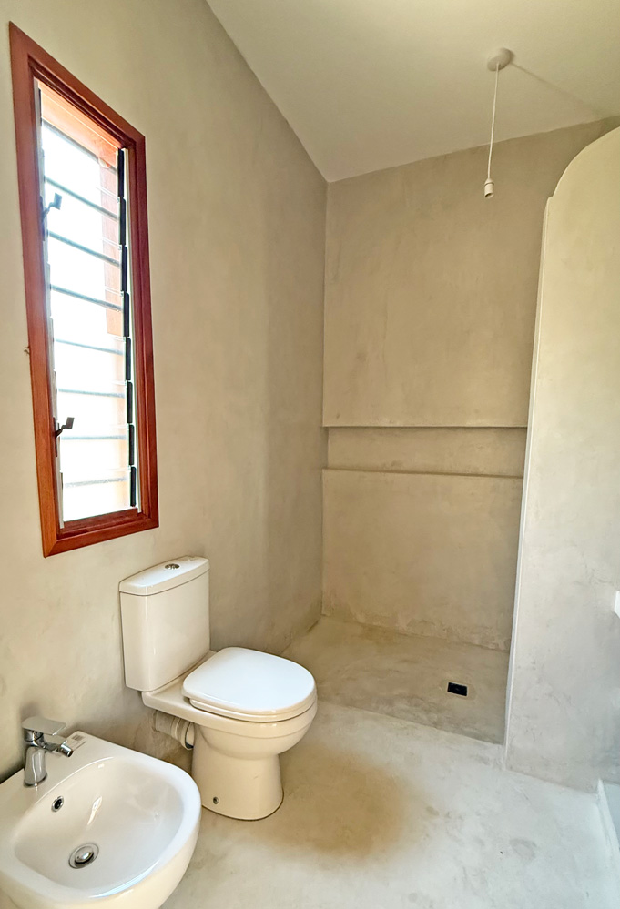 NEWLY CONSTRUCTED 3 BEDROOM VILLA