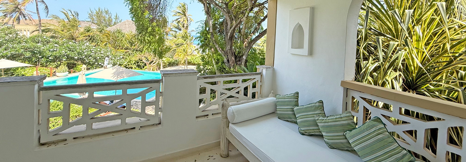 SPECTACULAR 4 BEDROOM BEACH VILLA IN MEDINA PALMS FOR SALE