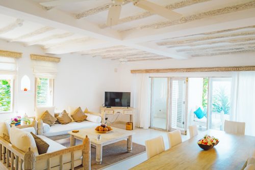 SPECTACULAR 4 BEDROOM BEACH VILLA IN MEDINA PALMS FOR SALE