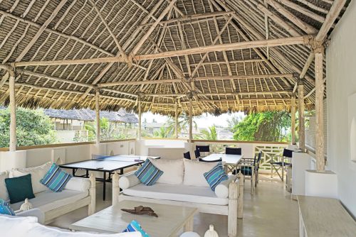 SPECTACULAR 4 BEDROOM BEACH VILLA IN MEDINA PALMS FOR SALE
