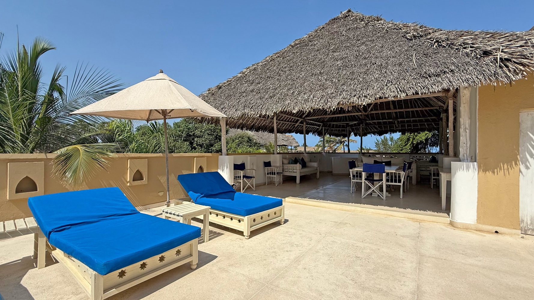 SPECTACULAR 4 BEDROOM BEACH VILLA IN MEDINA PALMS FOR SALE