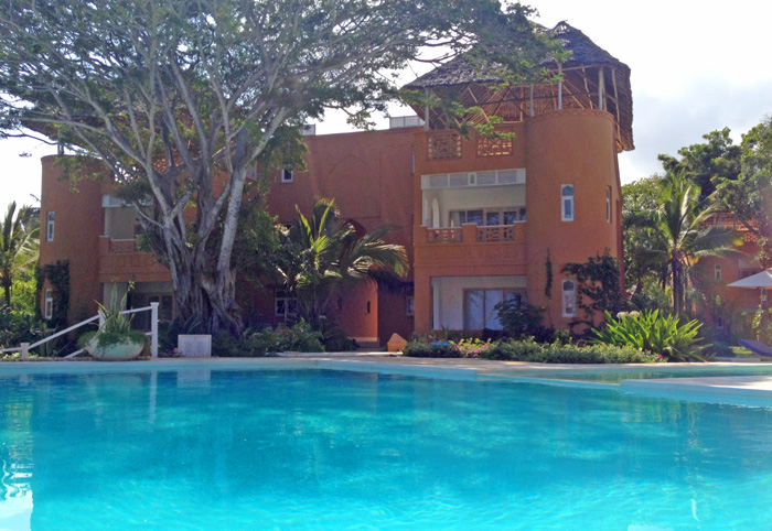 SPECTACULAR 4 BEDROOM BEACH VILLA IN MEDINA PALMS FOR SALE