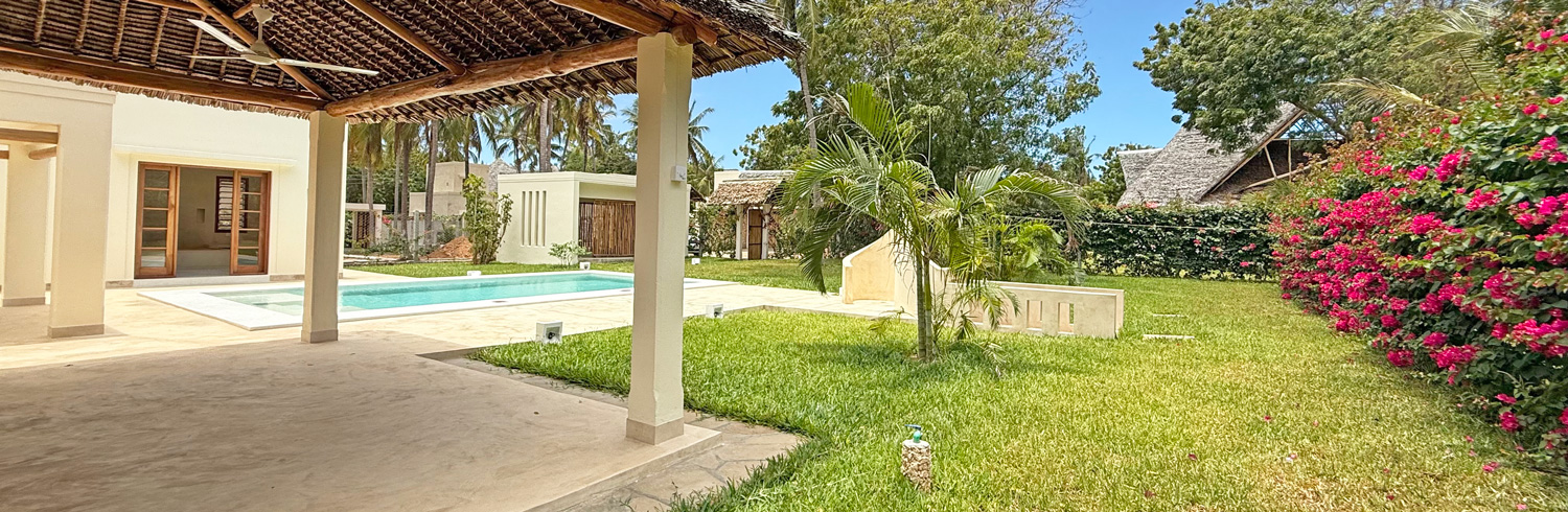 LOVELY NEW BUILD 3 BEDROOM VILLA