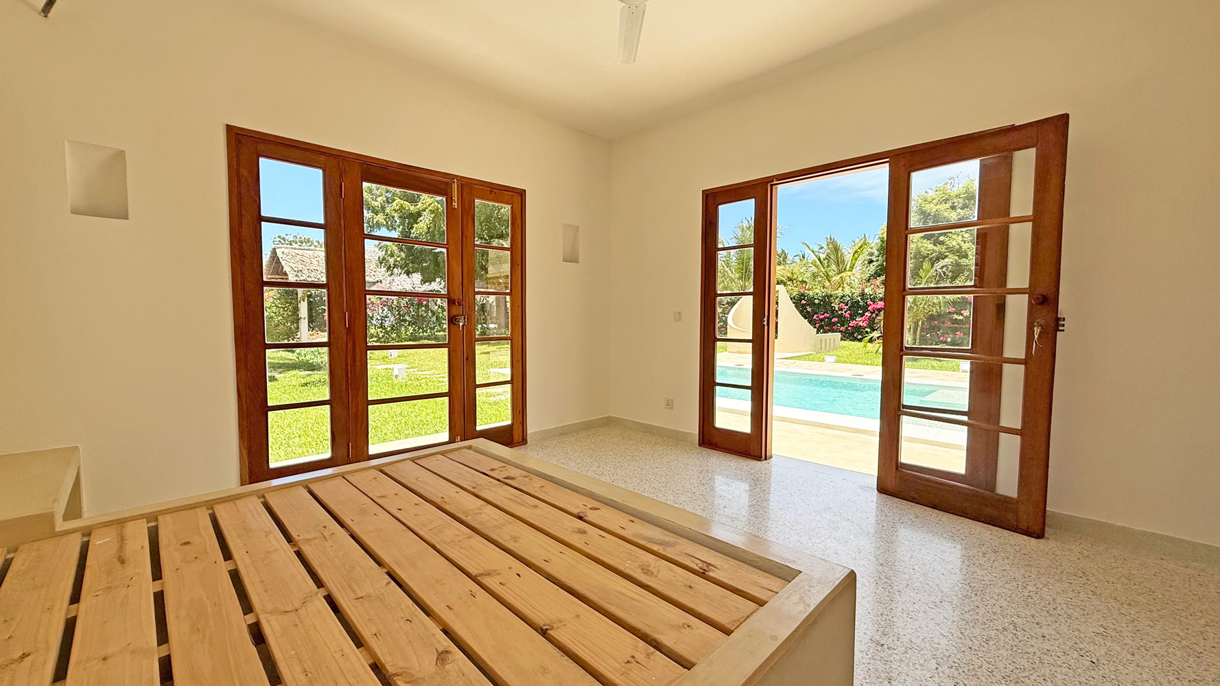 LOVELY NEW BUILD 3 BEDROOM VILLA