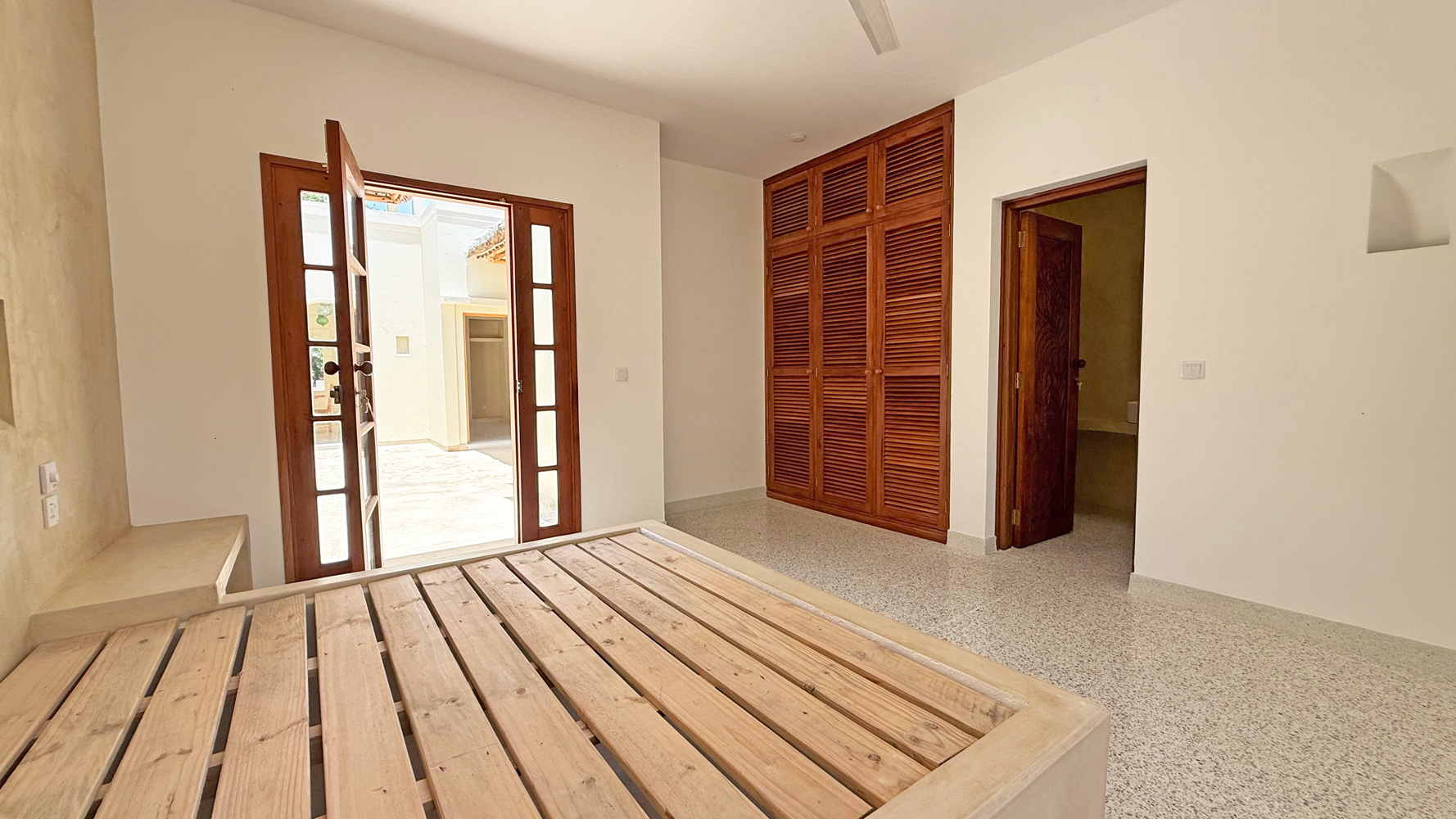 LOVELY NEW BUILD 3 BEDROOM VILLA