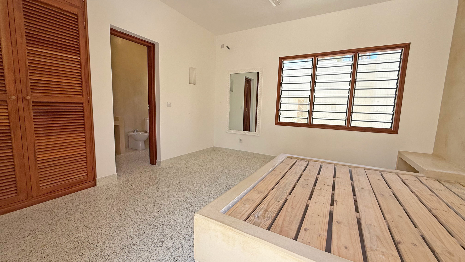 LOVELY NEW BUILD 3 BEDROOM VILLA