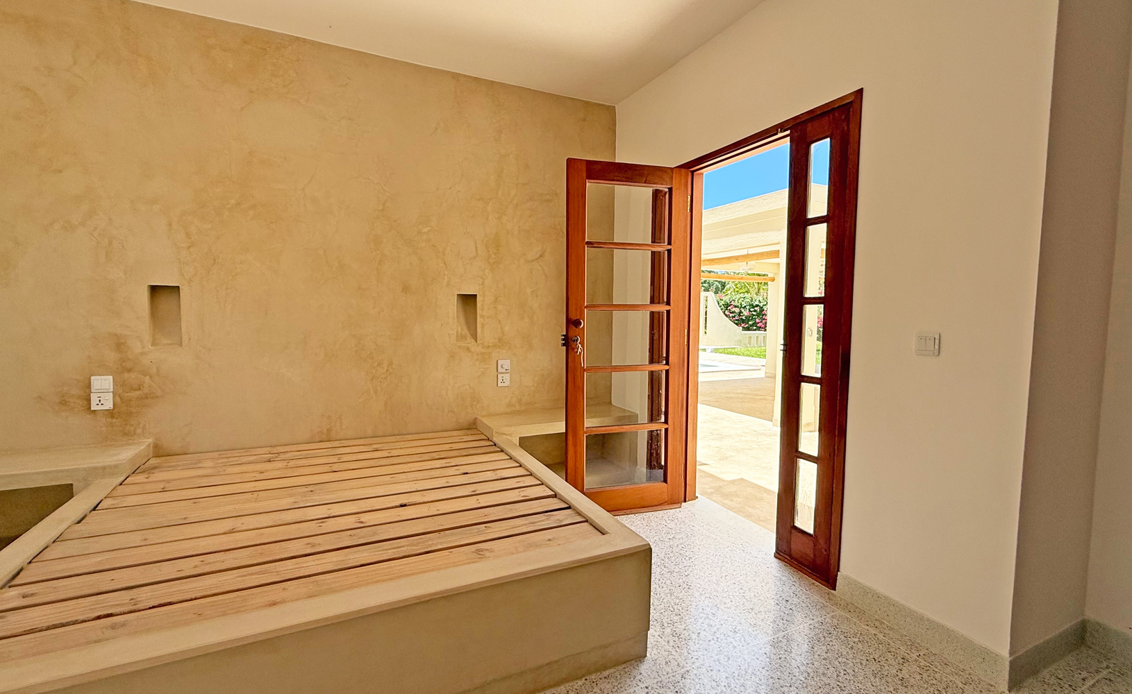 LOVELY NEW BUILD 3 BEDROOM VILLA