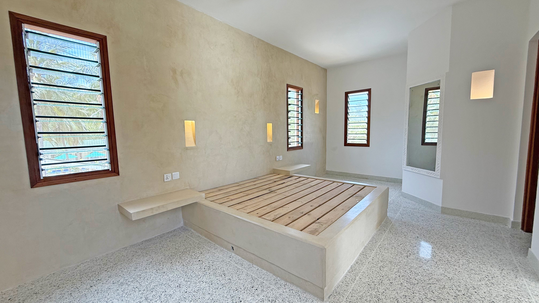 LOVELY NEW BUILD 3 BEDROOM VILLA