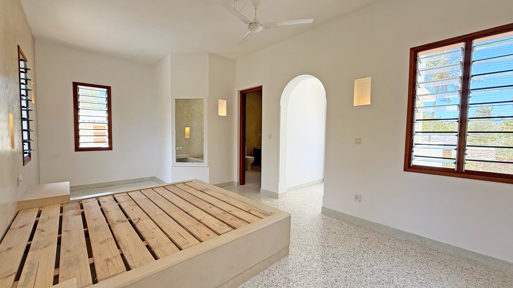 LOVELY NEW BUILD 3 BEDROOM VILLA
