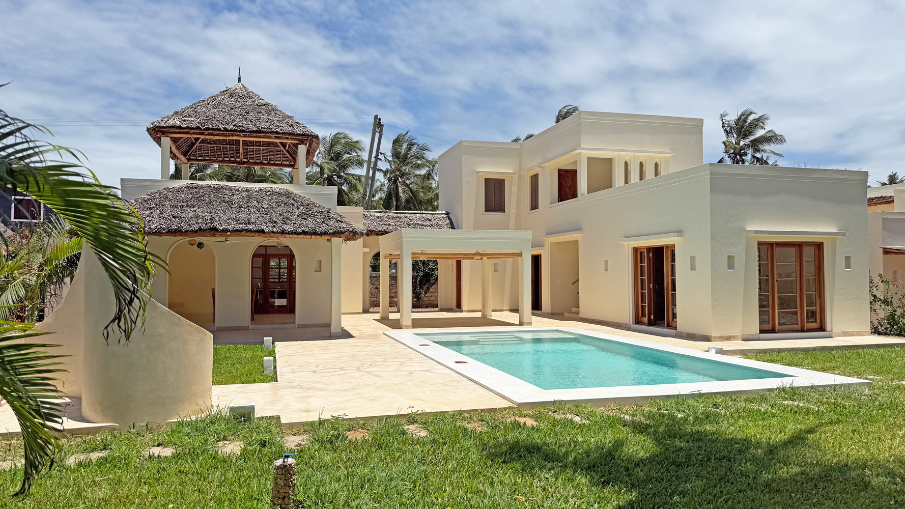 LOVELY NEW BUILD 3 BEDROOM VILLA