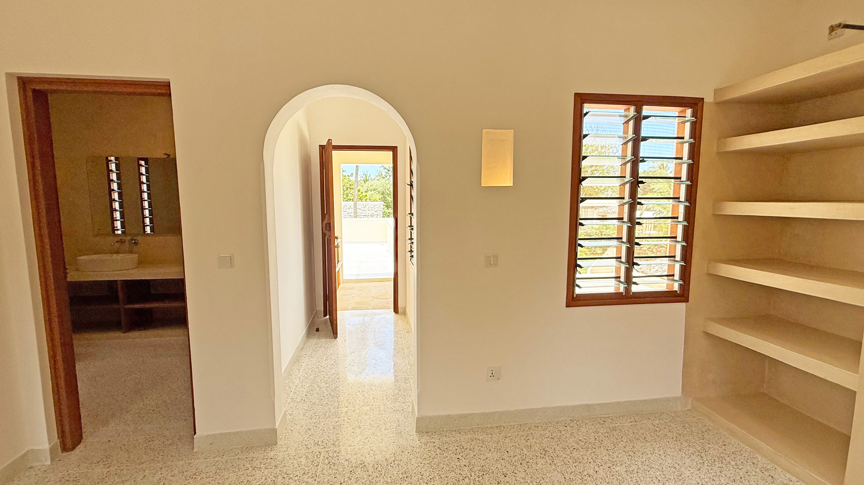 LOVELY NEW BUILD 3 BEDROOM VILLA
