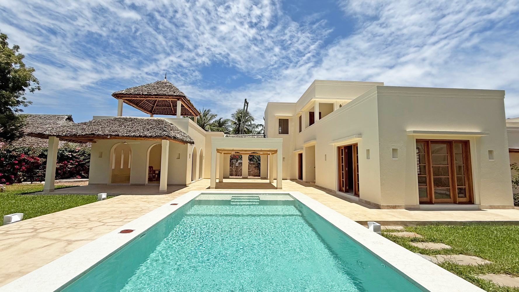LOVELY NEW BUILD 3 BEDROOM VILLA