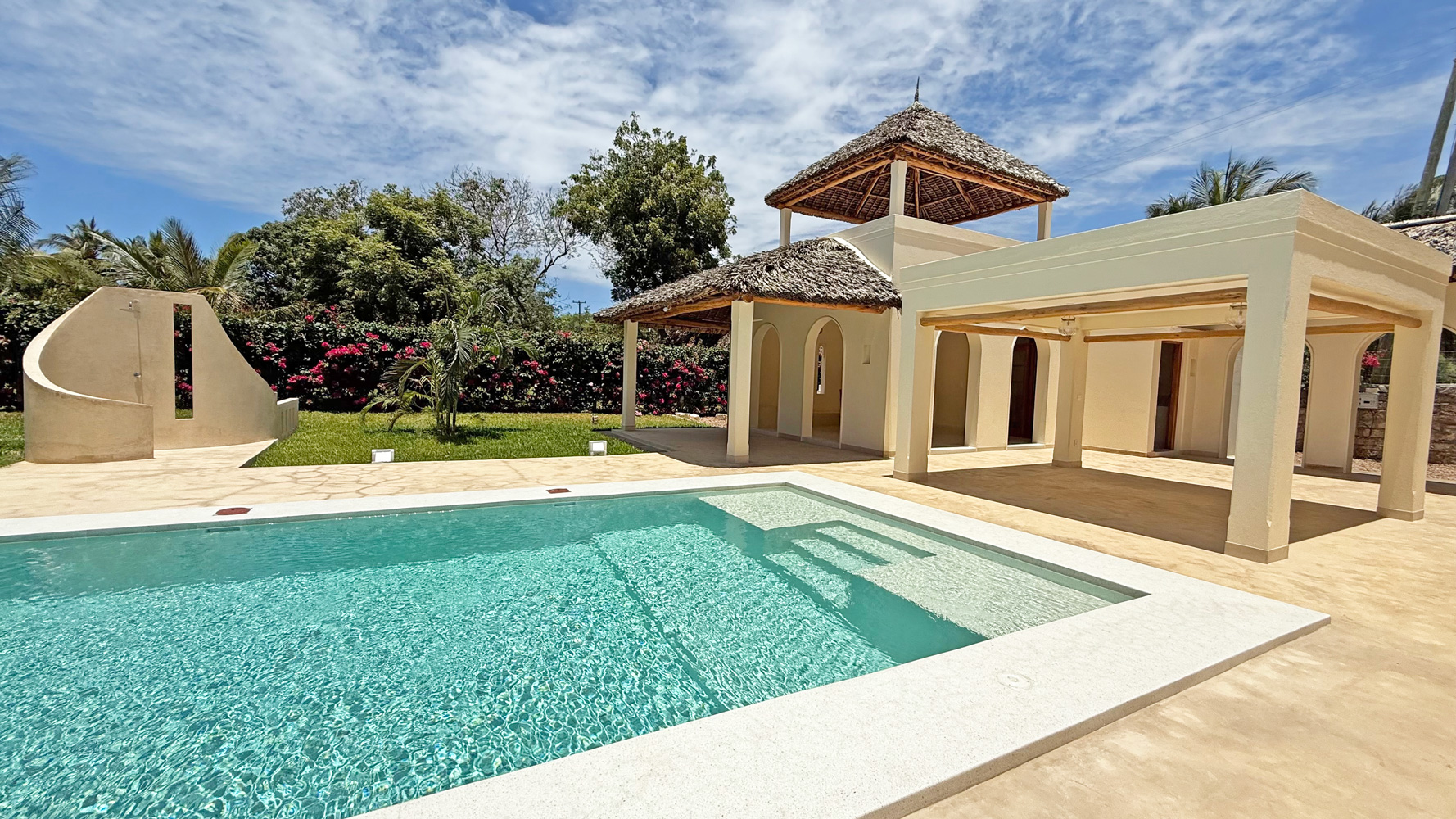 LOVELY NEW BUILD 3 BEDROOM VILLA