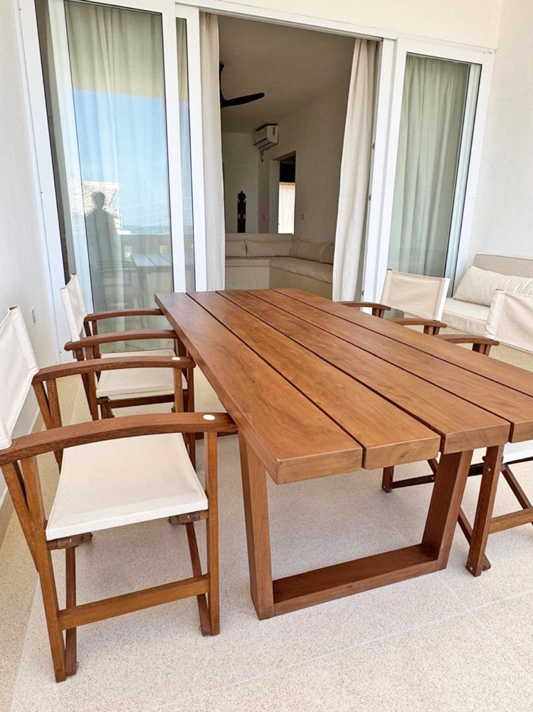 NEW SECOND FLOOR 2 BEDROOM APARTMENT