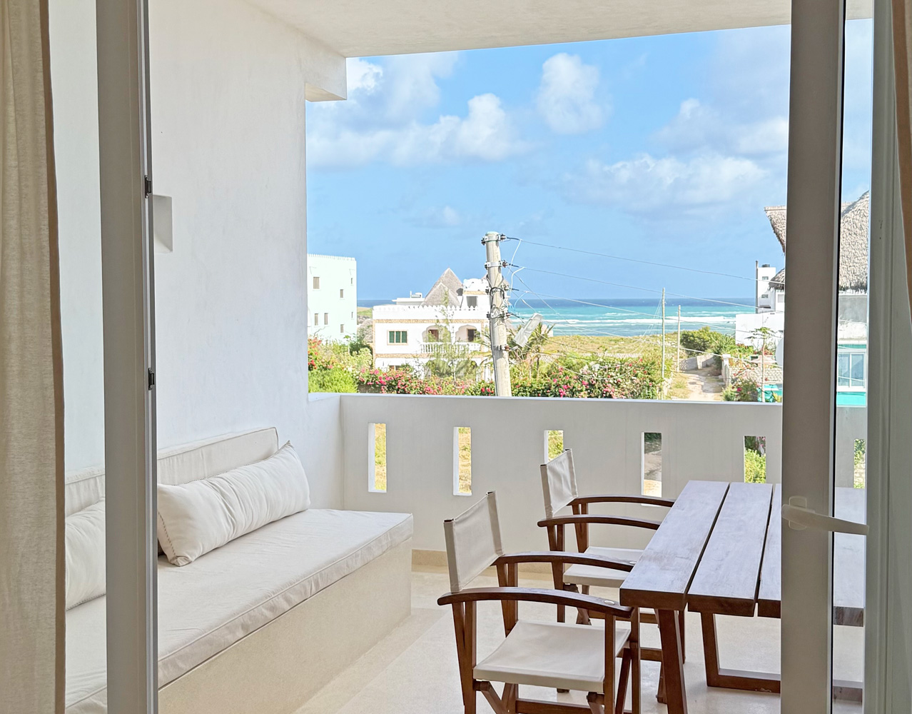 NEW SECOND FLOOR 2 BEDROOM APARTMENT