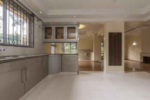 A four bedroom house to let in Runda