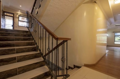 A four bedroom house to let in Runda