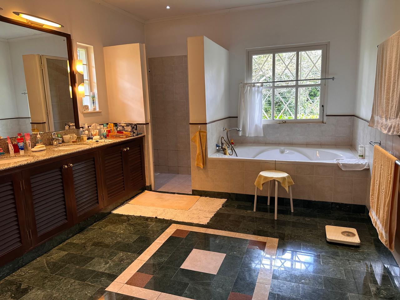 A charming 4-bedroom home in Kigwa Ridge for sale