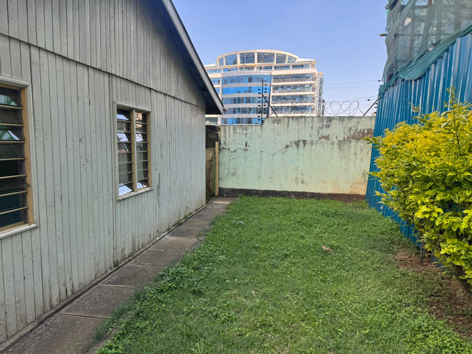 Redevelopment property for sale in Parklands