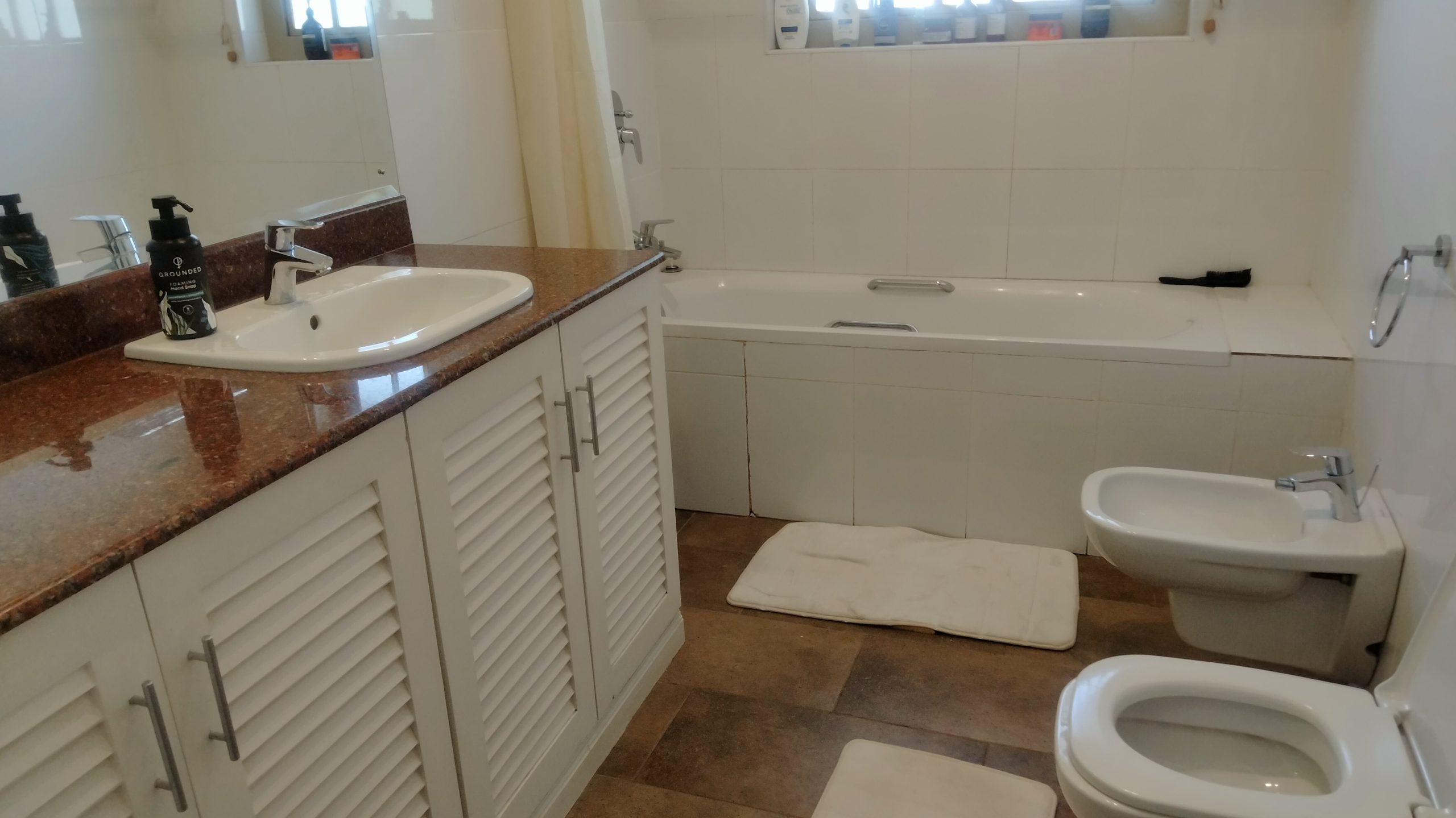 Spacious 3-bedroom Loft unit finished to high standards within a secure gated community in prime Old Muthaiga area.      