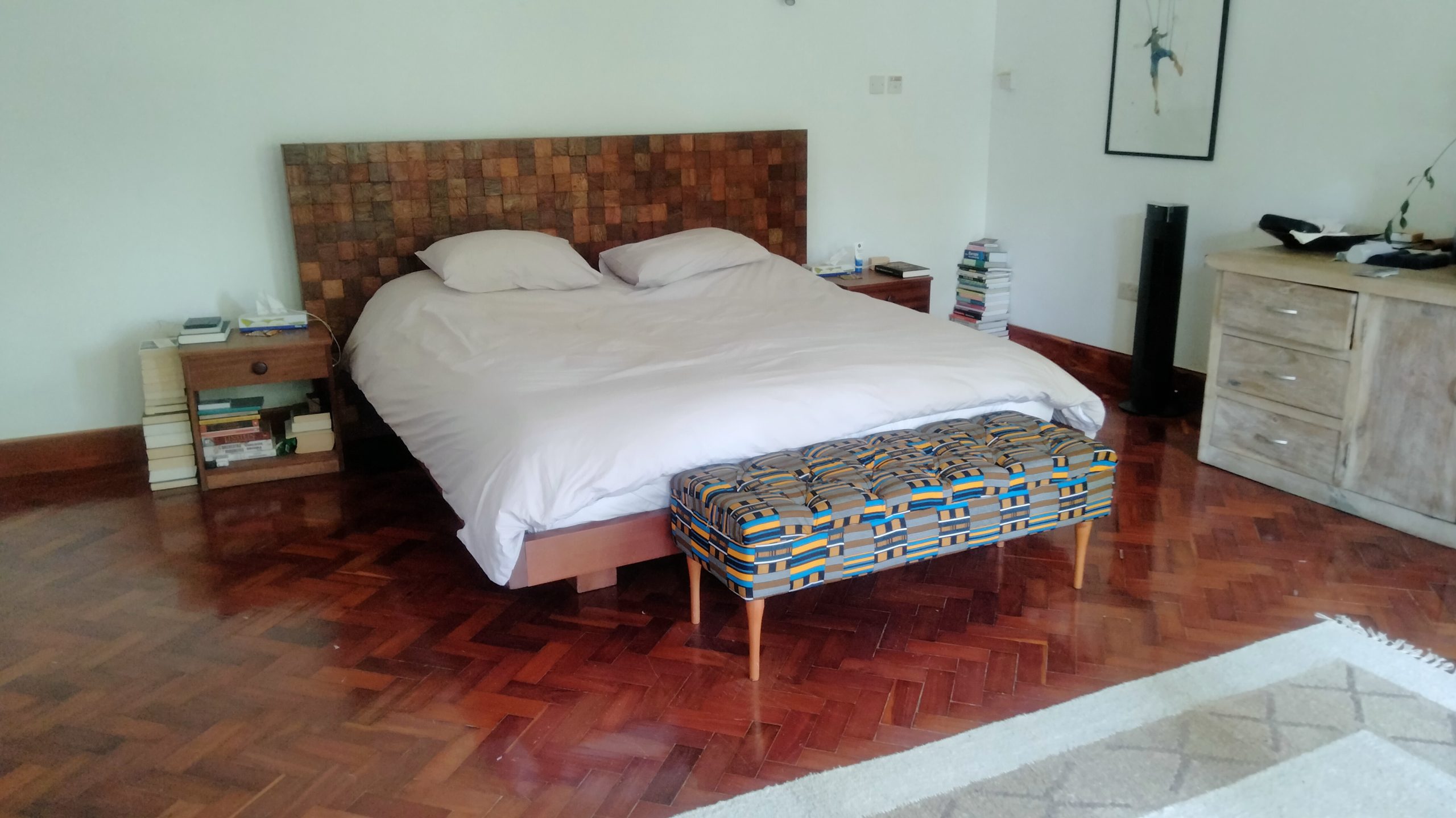 Spacious 3-bedroom Loft unit finished to high standards within a secure gated community in prime Old Muthaiga area.      