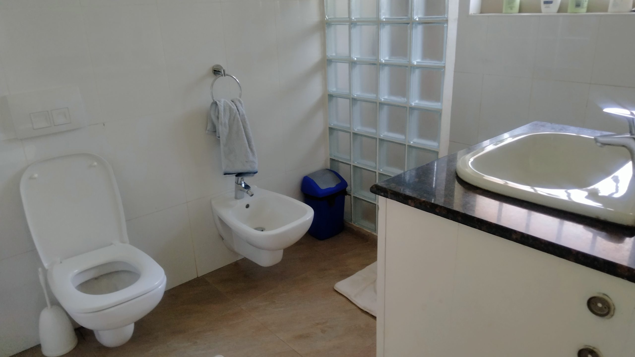 Spacious 3-bedroom Loft unit finished to high standards within a secure gated community in prime Old Muthaiga area.      