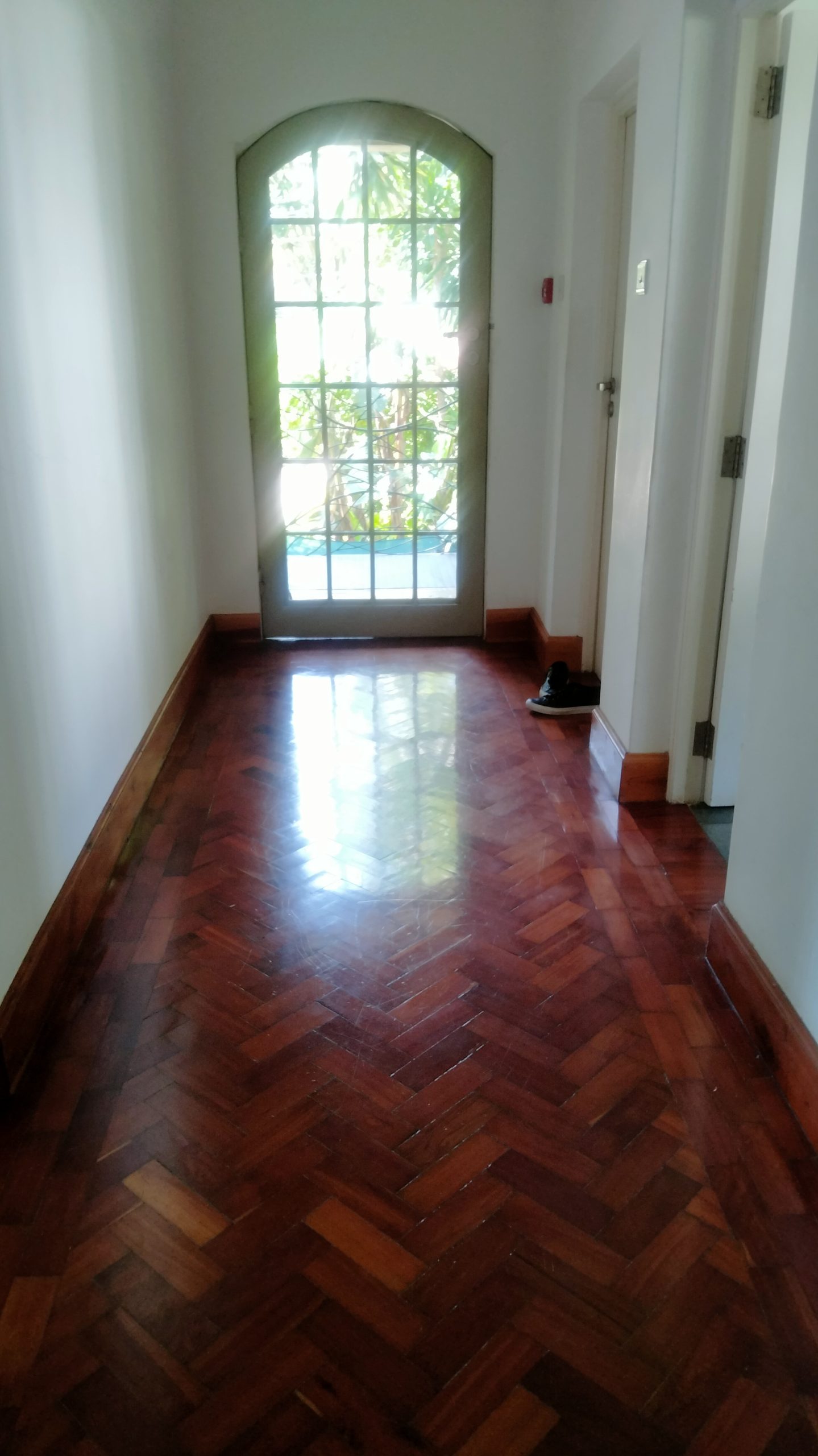 Spacious 3-bedroom Loft unit finished to high standards within a secure gated community in prime Old Muthaiga area.      