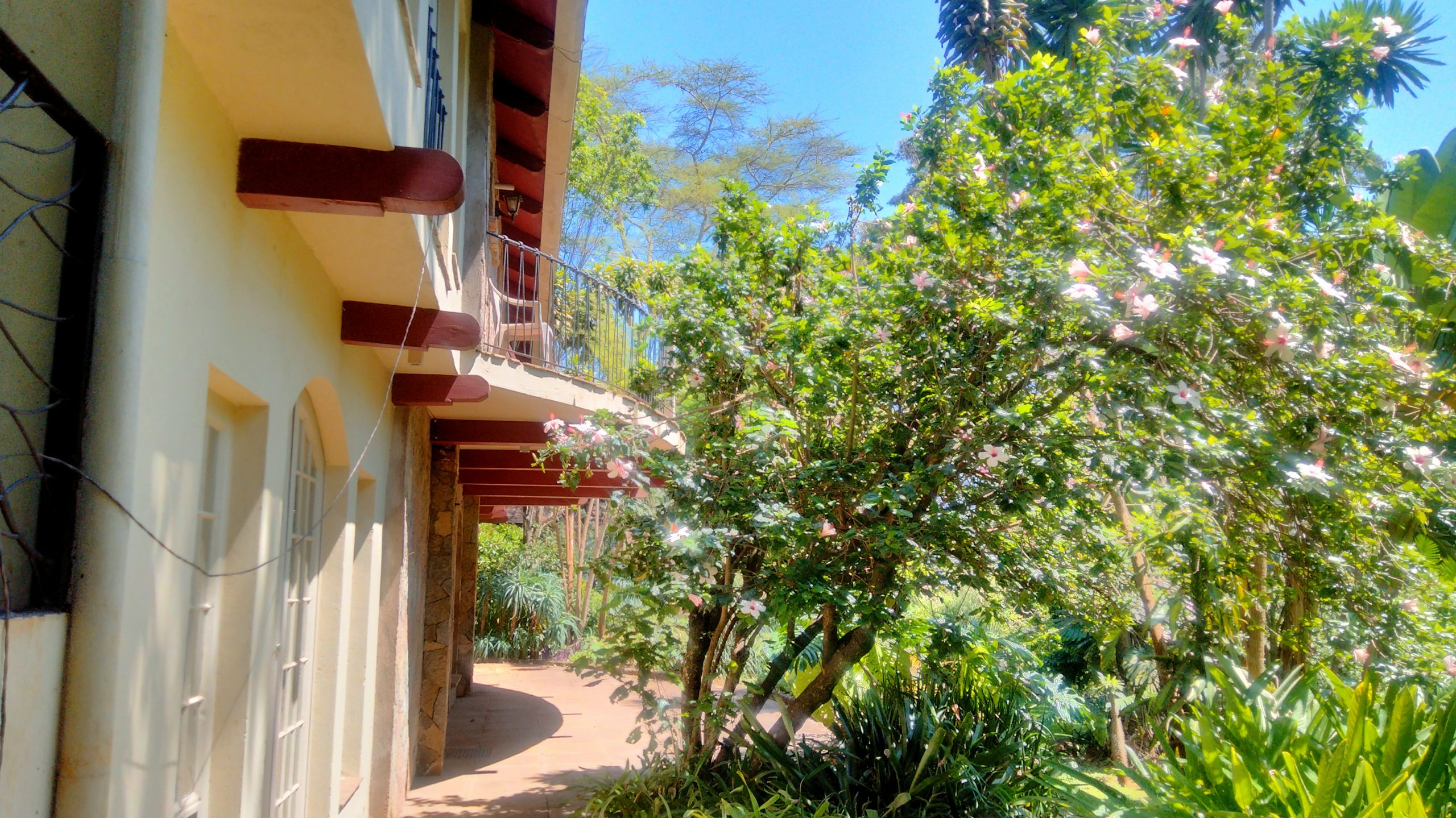 Spacious 3-bedroom Loft unit finished to high standards within a secure gated community in prime Old Muthaiga area.      