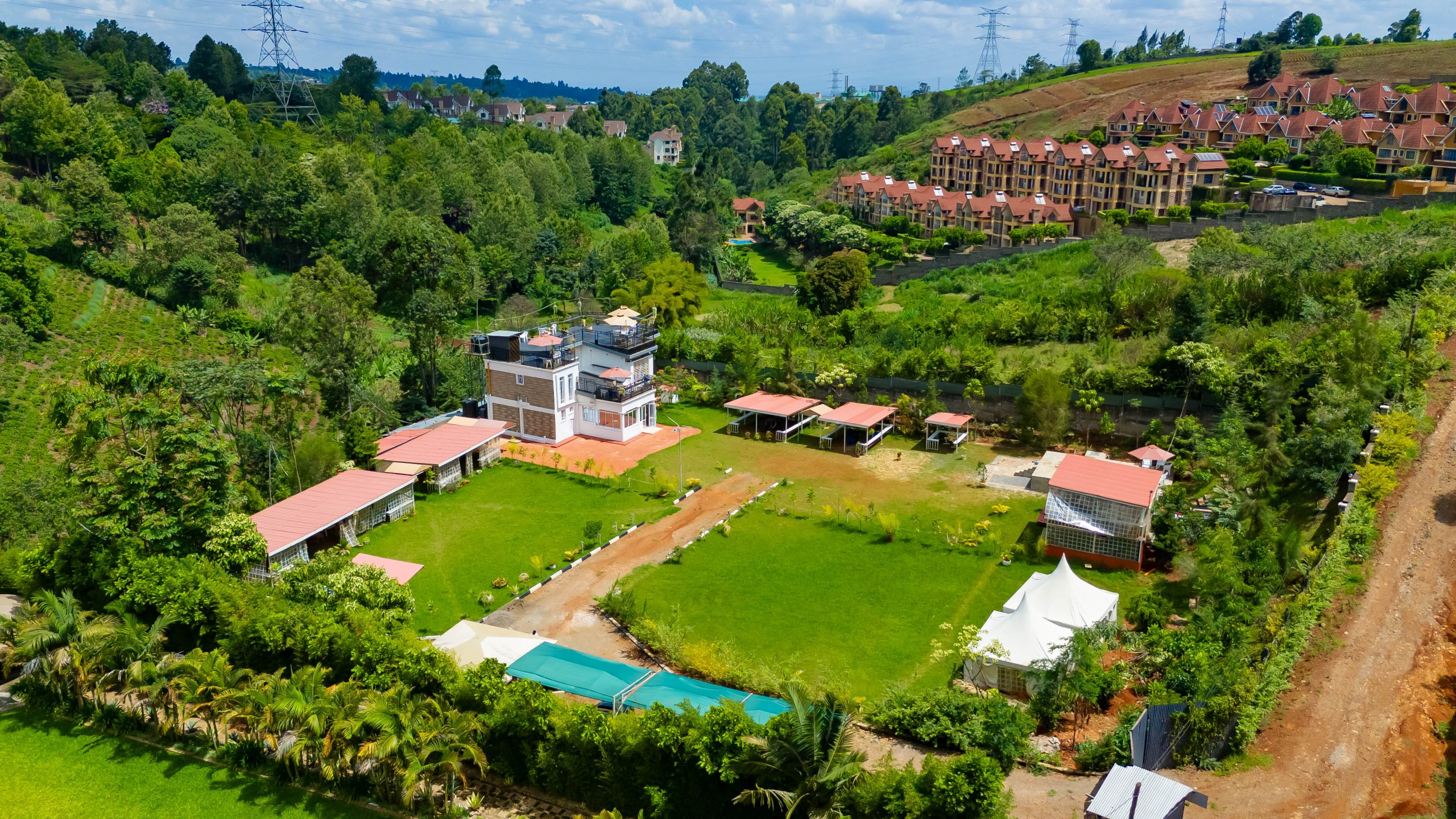 EXCLUSIVE LUXURY RESORT FOR SALE