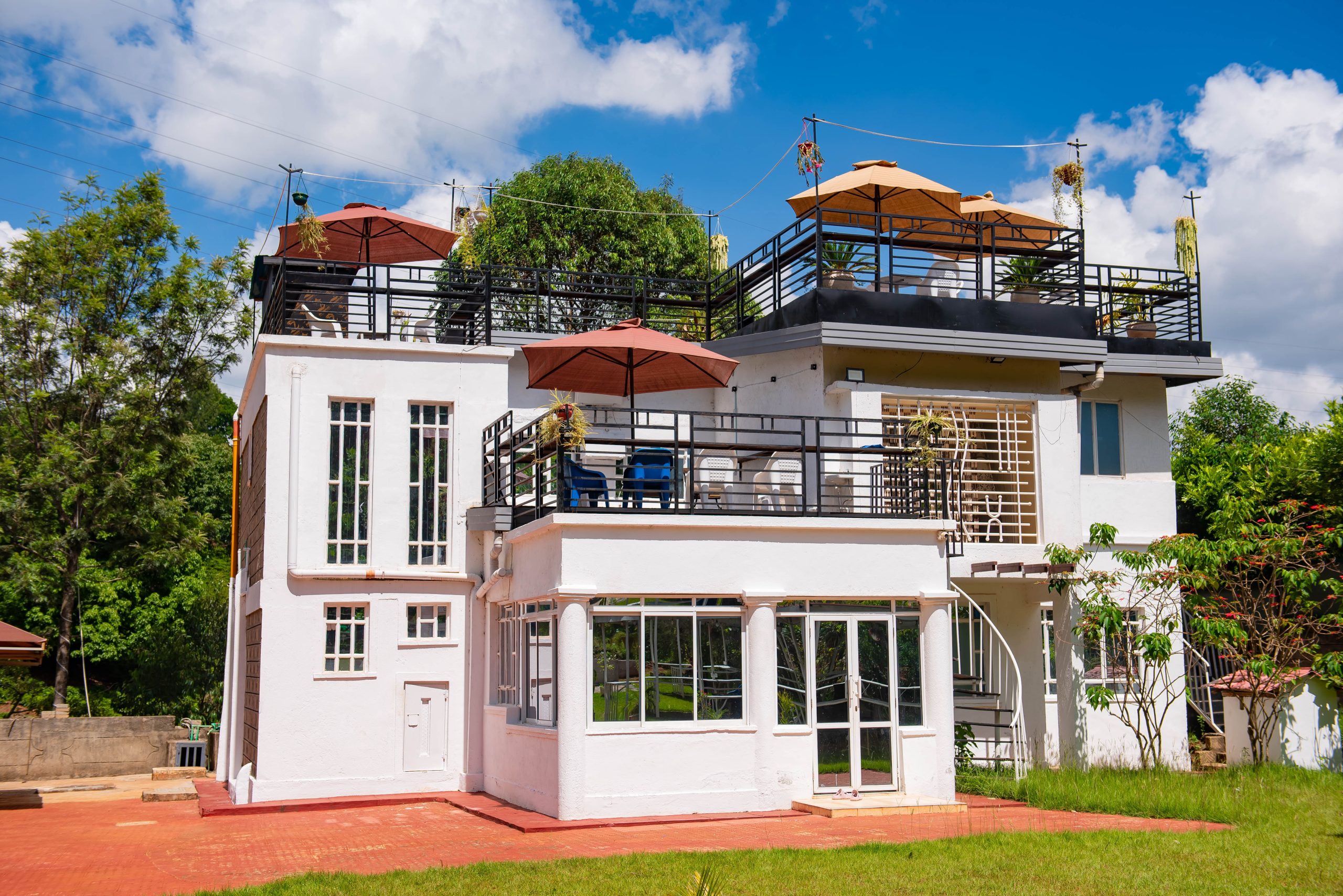 EXCLUSIVE LUXURY RESORT FOR SALE