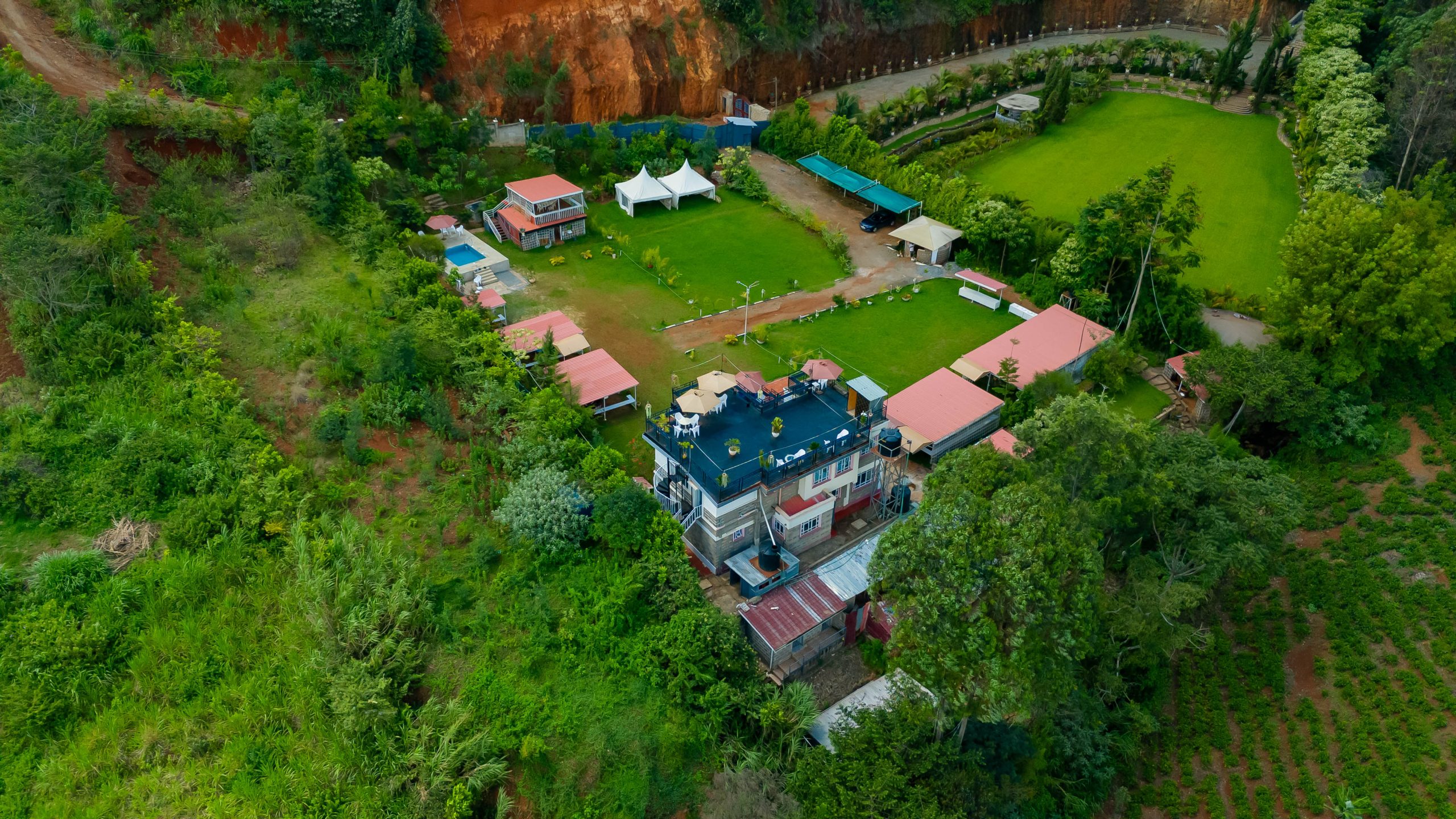 EXCLUSIVE LUXURY RESORT FOR SALE