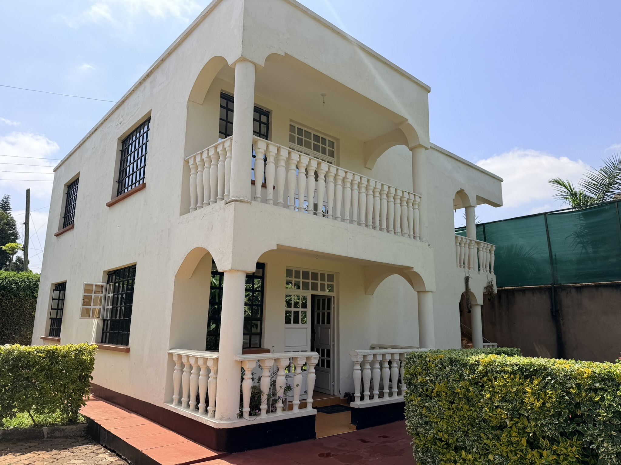 Charming two – bedrooms guest house in Runda to let