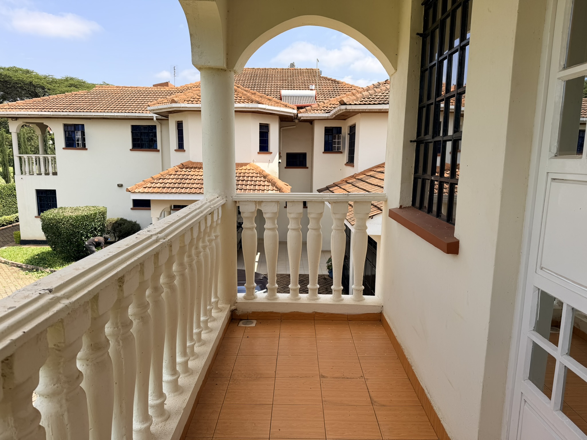 Charming two – bedrooms guest house in Runda to let