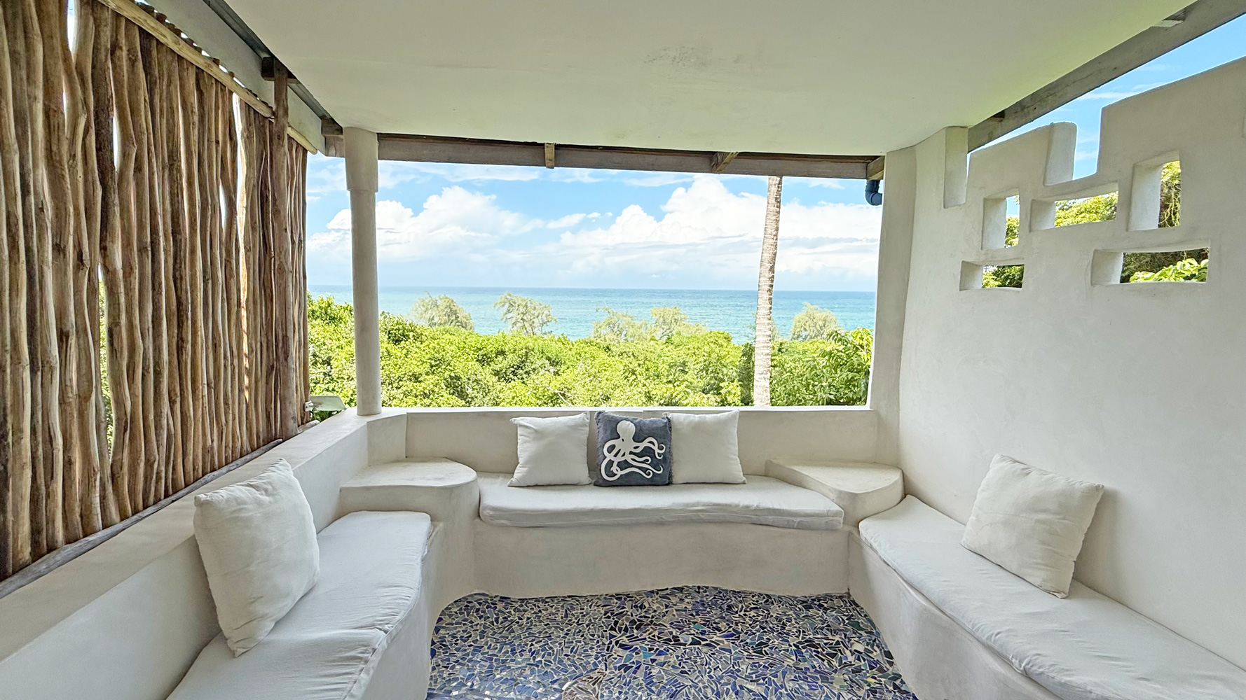 SPECTACULAR BEACHFRONT HOUSE AND TOWER