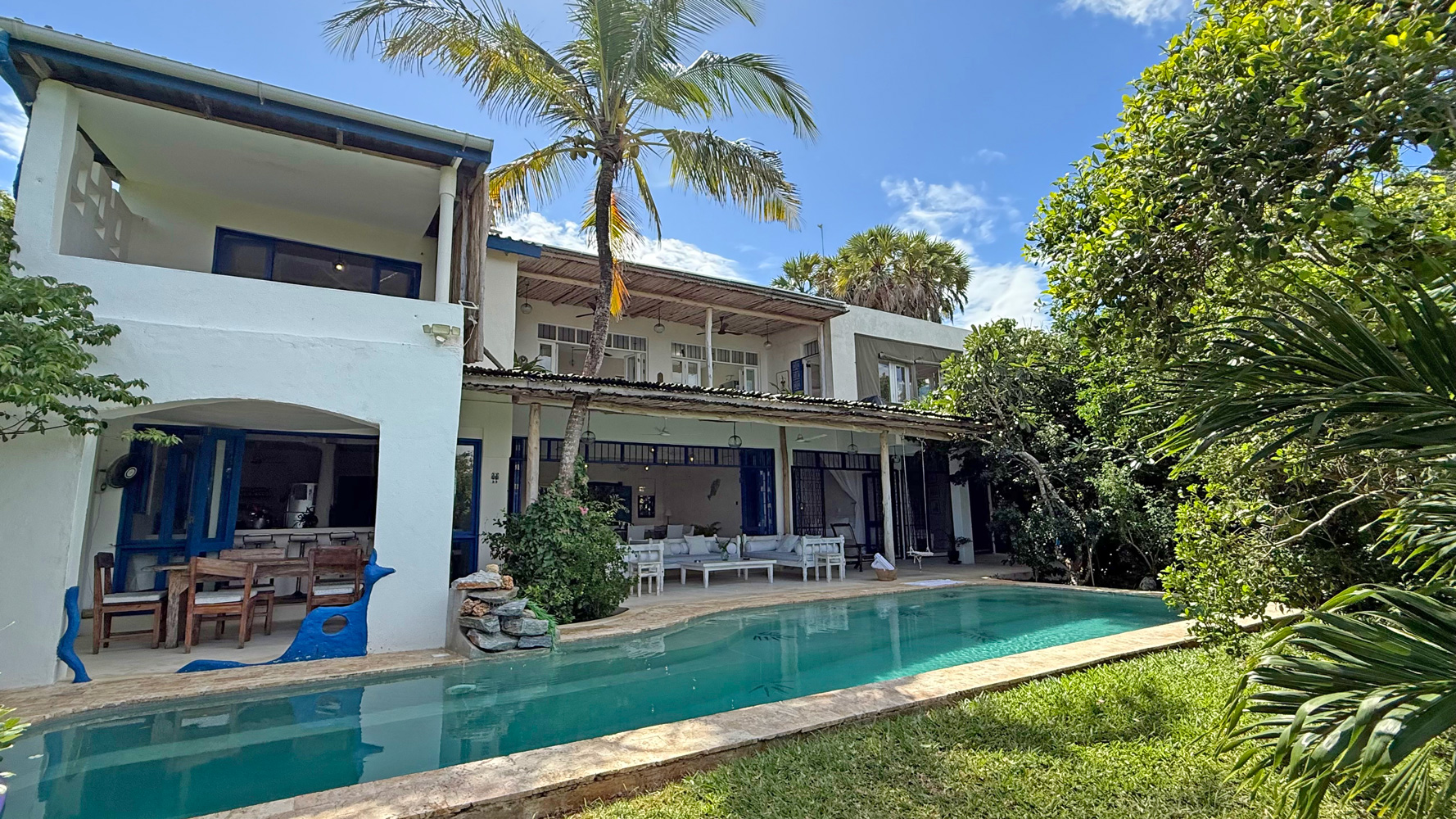 SPECTACULAR BEACHFRONT HOUSE AND TOWER